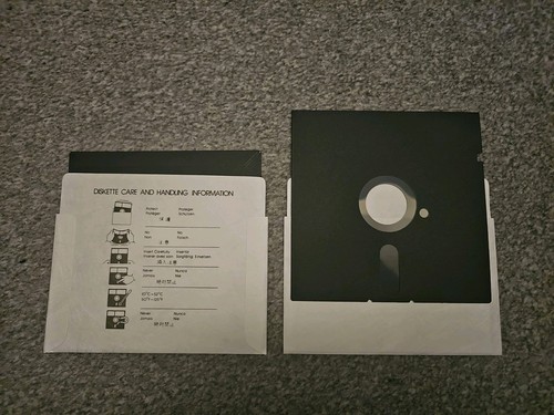 Floppy disk likely ibm - 5.25,